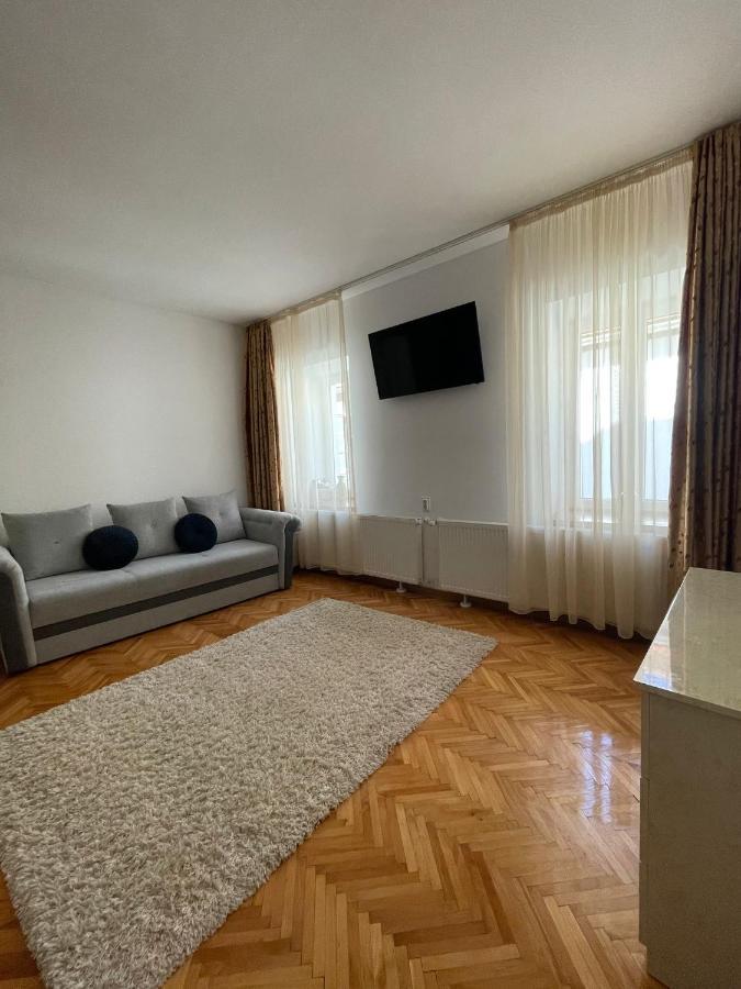 Londof Schei Apartments - Downtown Braşov Exterior foto